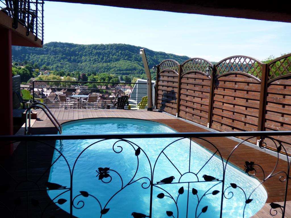 La Colline Aux Yeux Doubs Bed and Breakfast Baume-les-Dames Exteriör bild