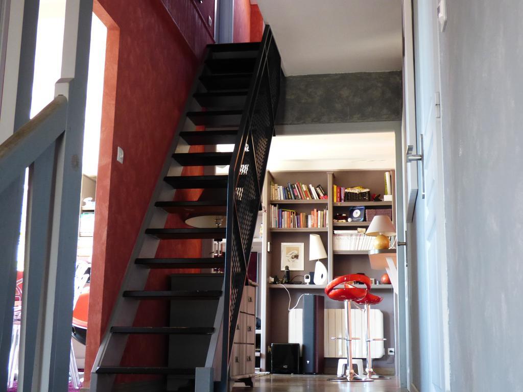 La Colline Aux Yeux Doubs Bed and Breakfast Baume-les-Dames Exteriör bild