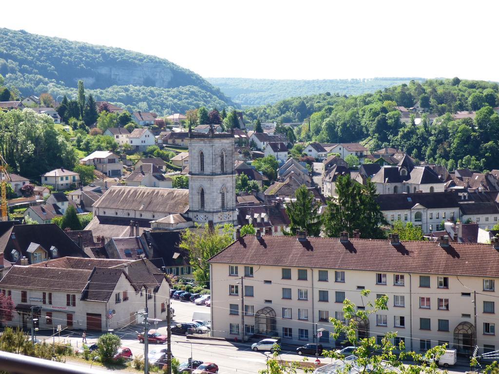 La Colline Aux Yeux Doubs Bed and Breakfast Baume-les-Dames Exteriör bild